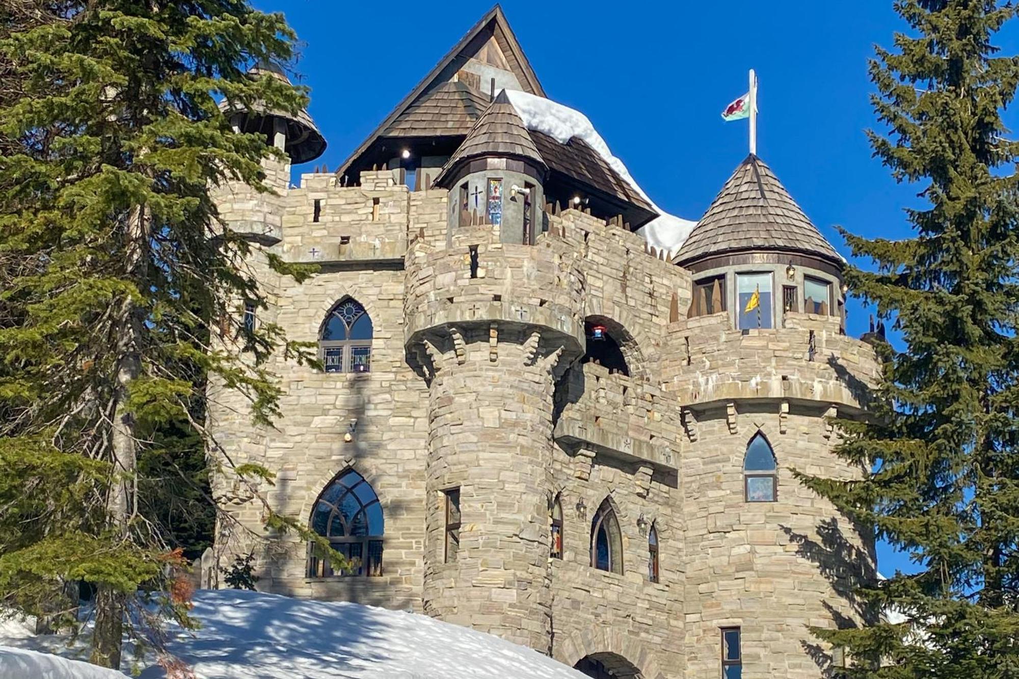 Schweitzer Castle Villa Sandpoint Bagian luar foto