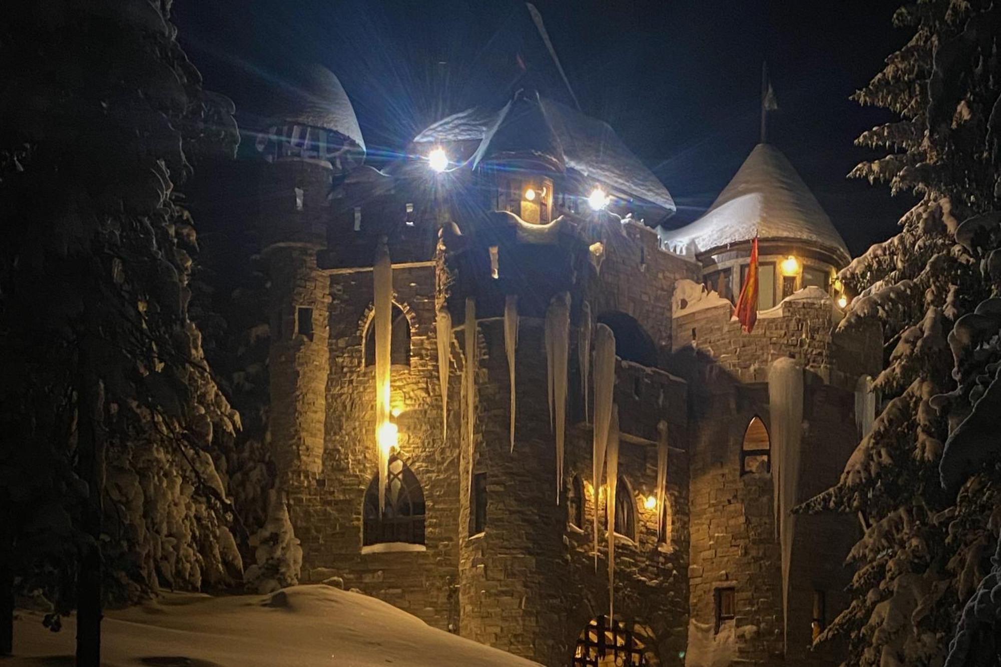 Schweitzer Castle Villa Sandpoint Bagian luar foto
