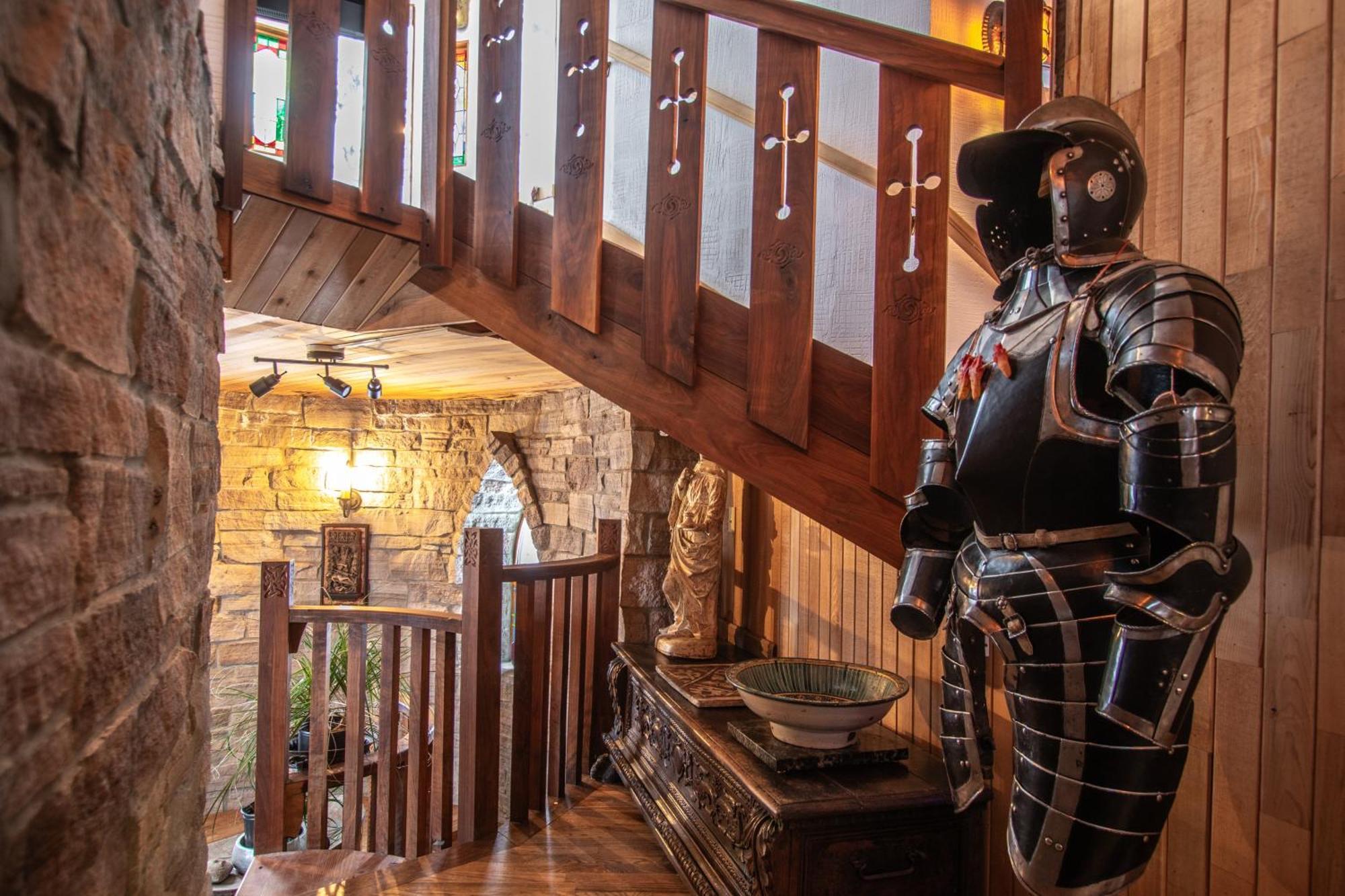 Schweitzer Castle Villa Sandpoint Bagian luar foto