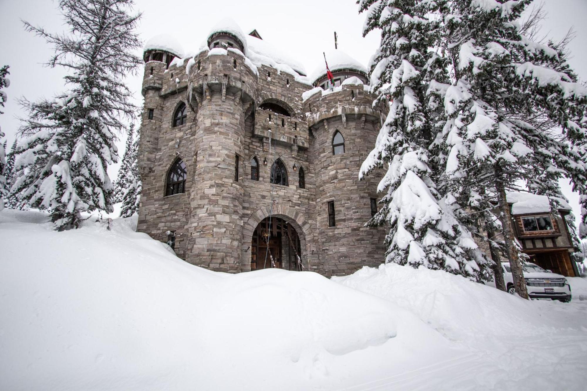Schweitzer Castle Villa Sandpoint Bagian luar foto